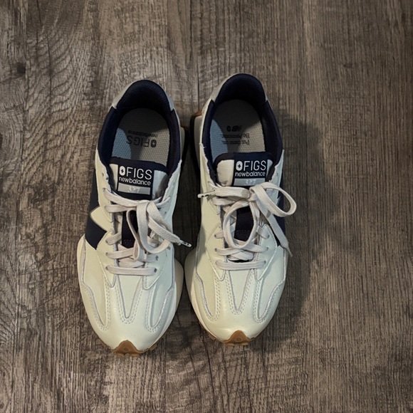 New Balance Shoes - Figs New Balance 327 Sneakers - Navy Blue and Ivory - Size Women’s 7.5